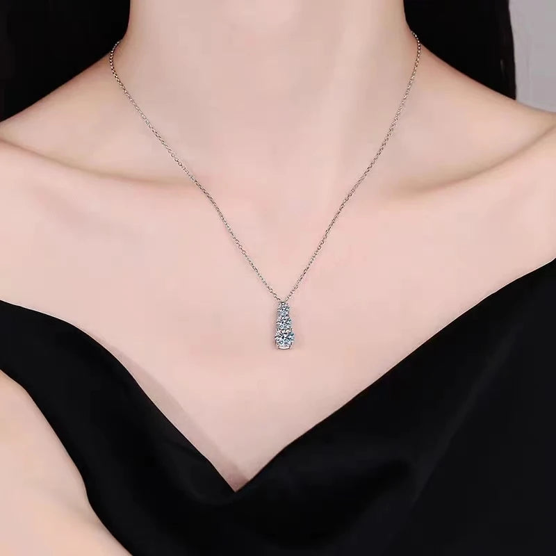 925 Silver Moissanite 1.8 Carats Rising Collarbone Necklace Feminine High-End Best Gift for Girlfriend or Best Friend