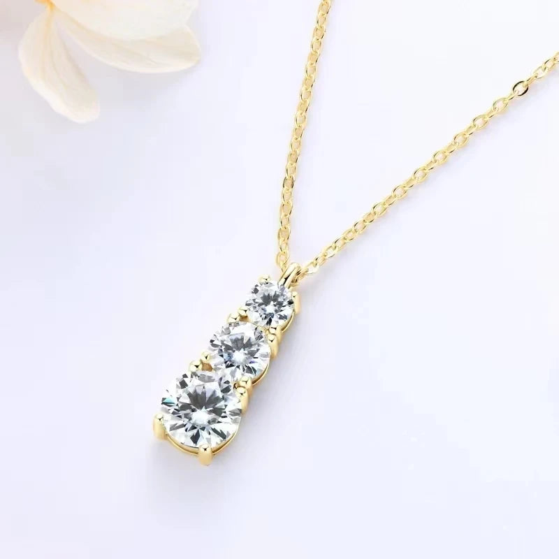 925 Silver Moissanite 1.8 Carats Rising Collarbone Necklace Feminine High-End Best Gift for Girlfriend or Best Friend