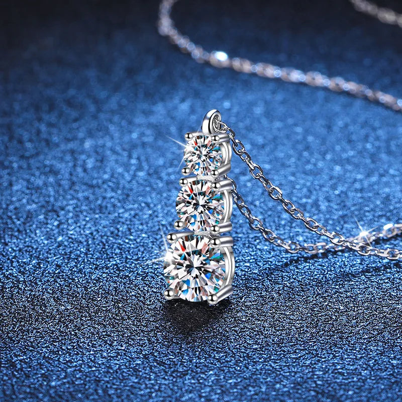 925 Silver Moissanite 1.8 Carats Rising Collarbone Necklace Feminine High-End Best Gift for Girlfriend or Best Friend